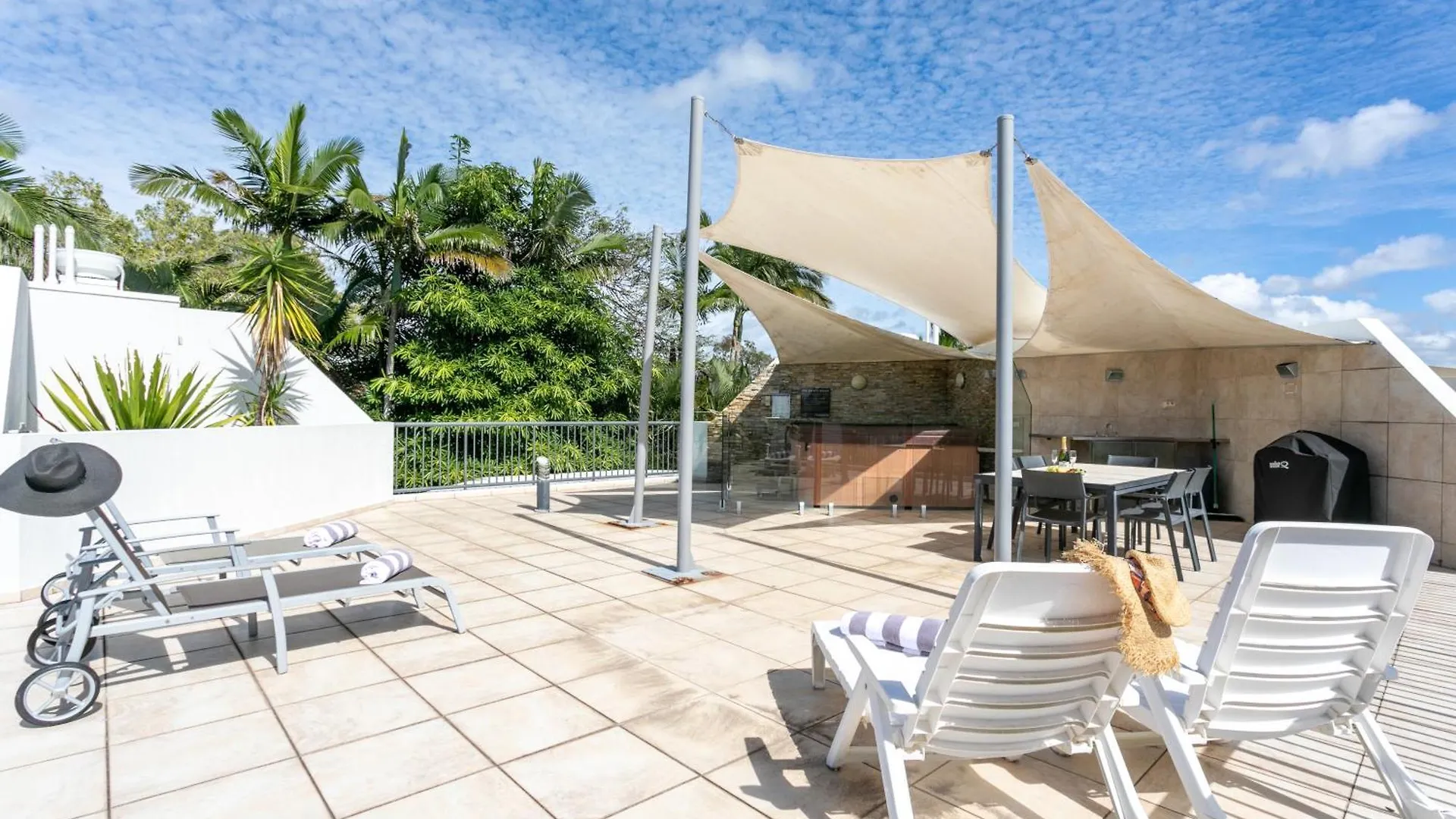 **** Aparthotel Noosa Tropicana Noosaville Australien