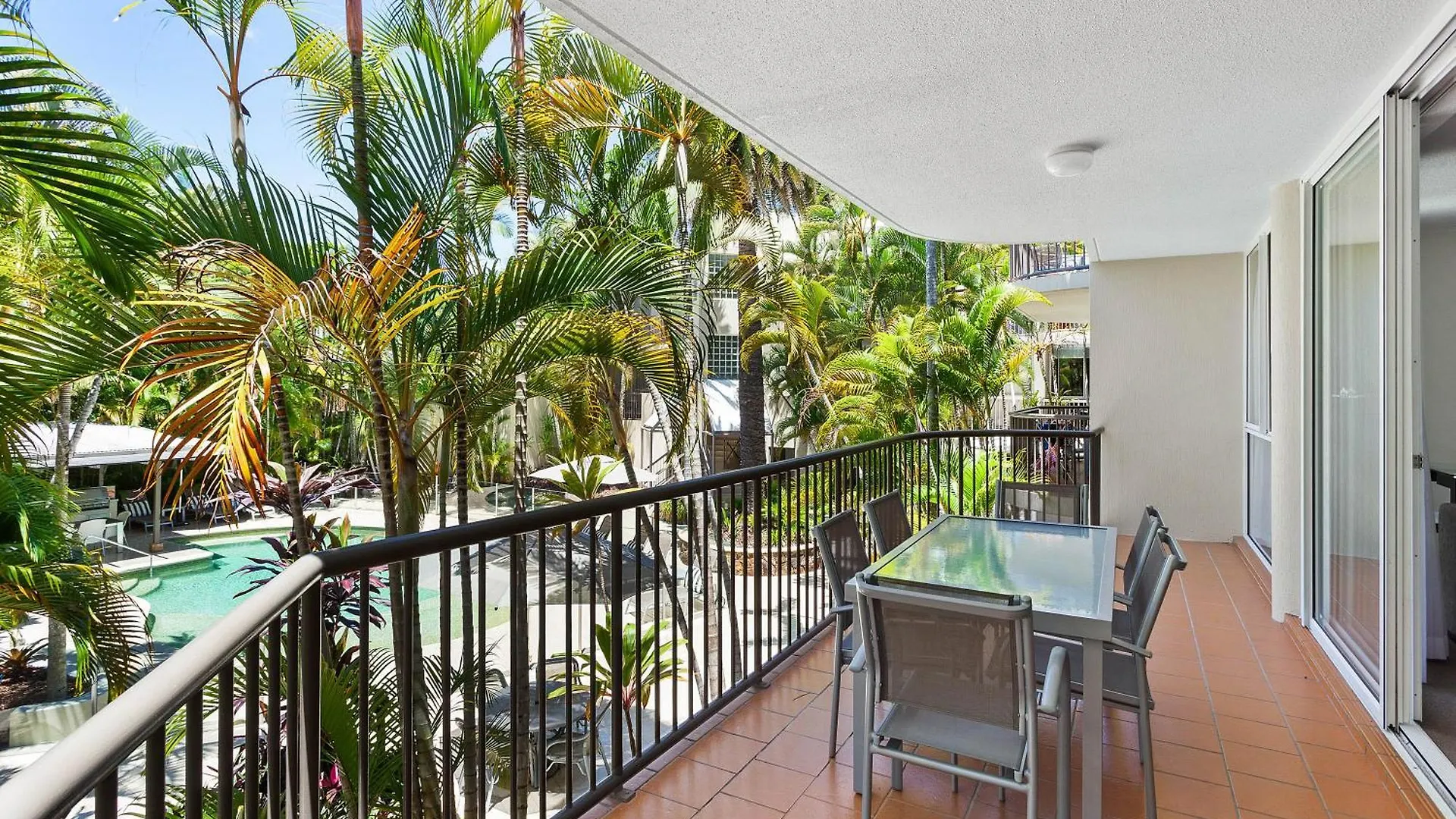 Noosa Tropicana Noosaville