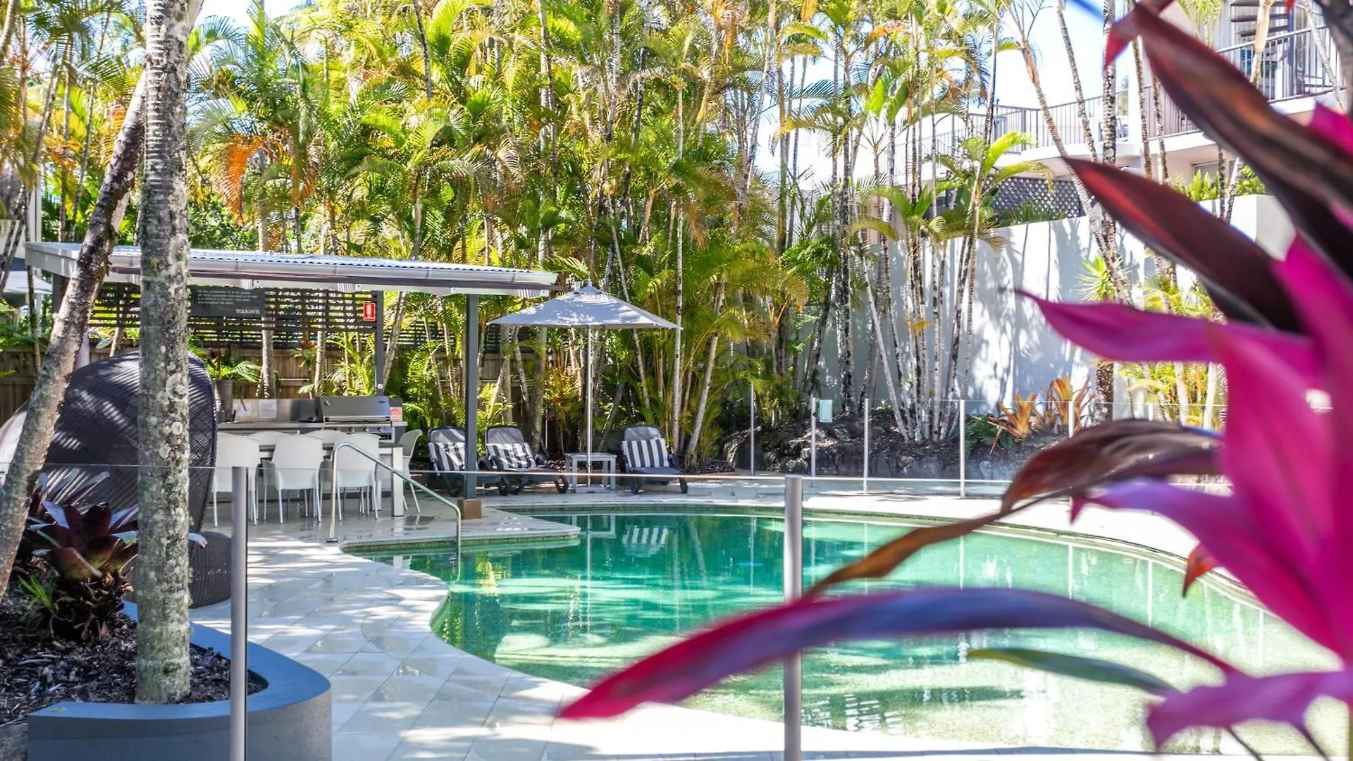 Noosa Tropicana Noosaville Aparthotel