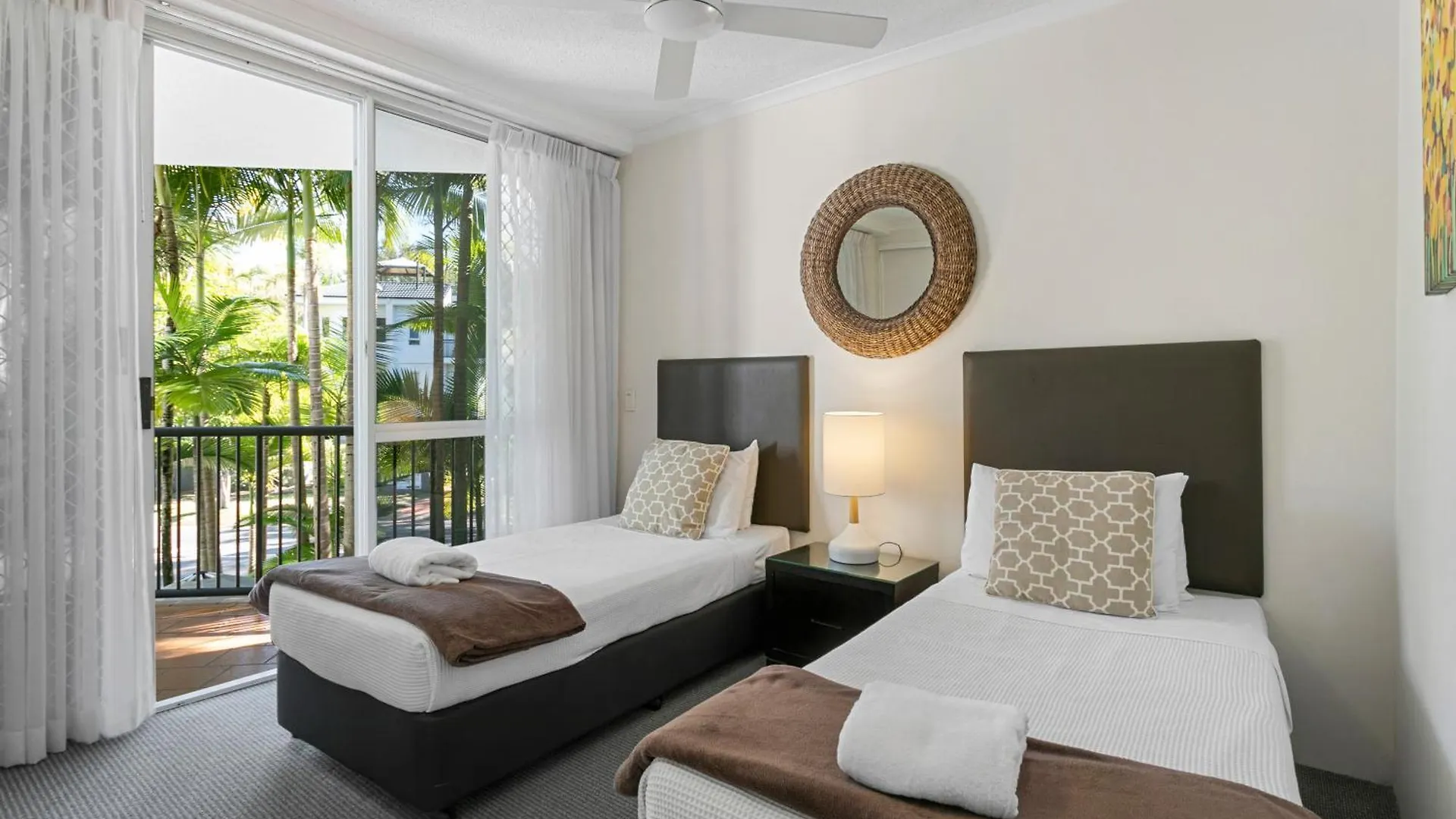 Noosa Tropicana Noosaville 4*,