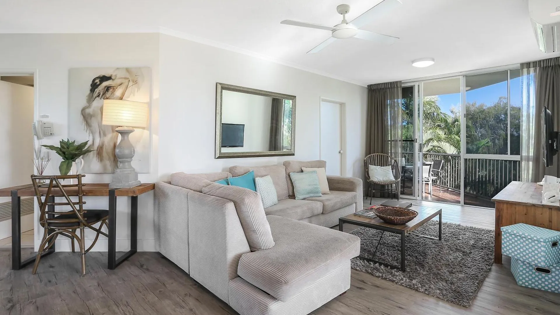 Noosa Tropicana Noosaville